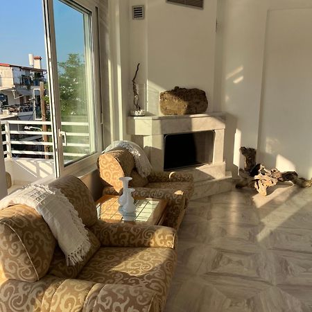 شقة La Padini Casa Sul Mare نيوي إيبيفاتاي المظهر الخارجي الصورة